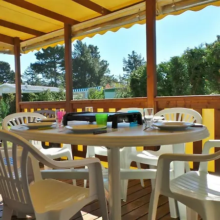 Les Charmettes Camping 4* - Mobil Standing 4*