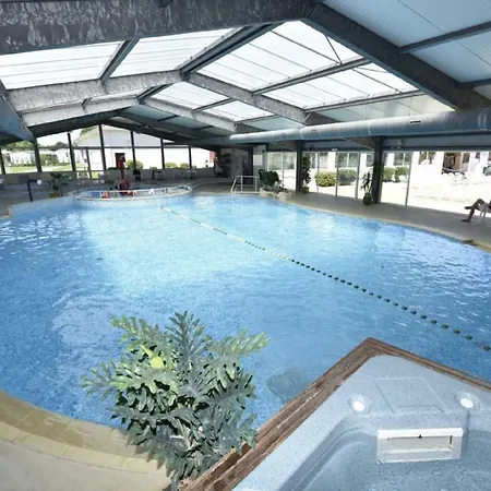 Les Charmettes Camping 4* - Mobil Standing 4* Les Mathes