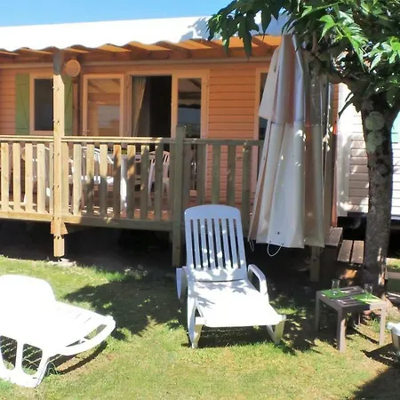 Prázdninový areál Les Charmettes Camping 4* - Mobil Standing 4*